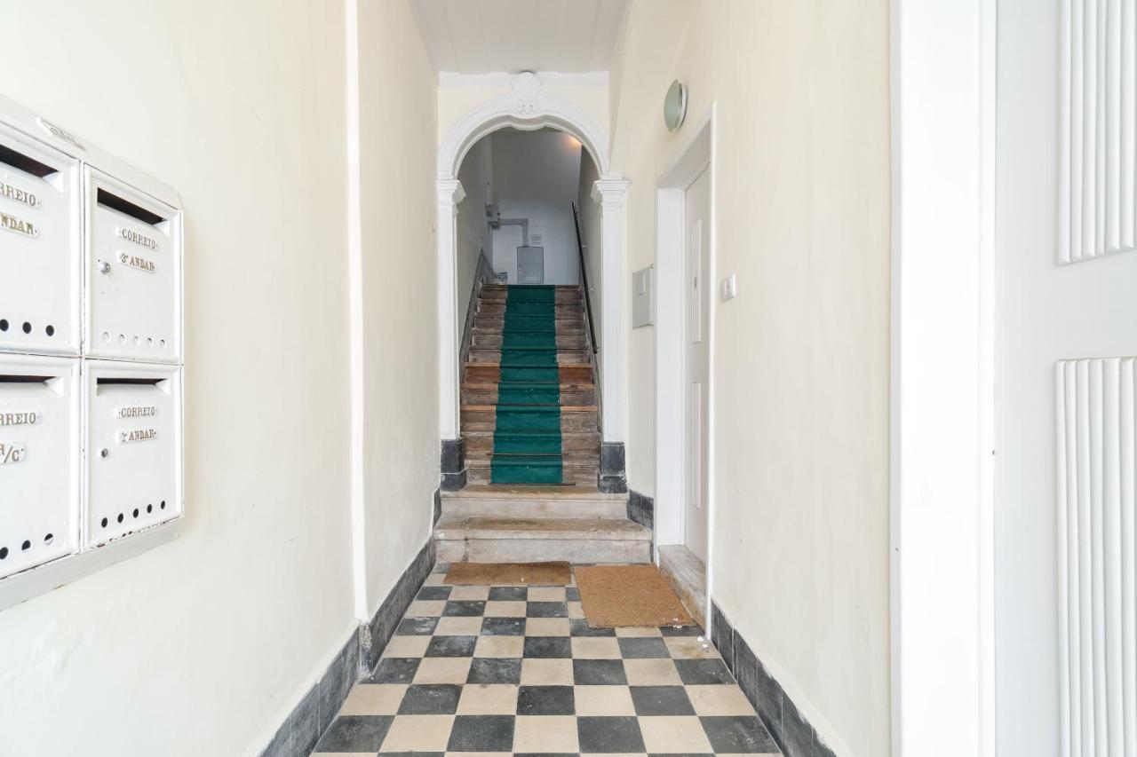 Casa Boma Lisboa - Typical And Spacious Apartment - Lapa II Bagian luar foto