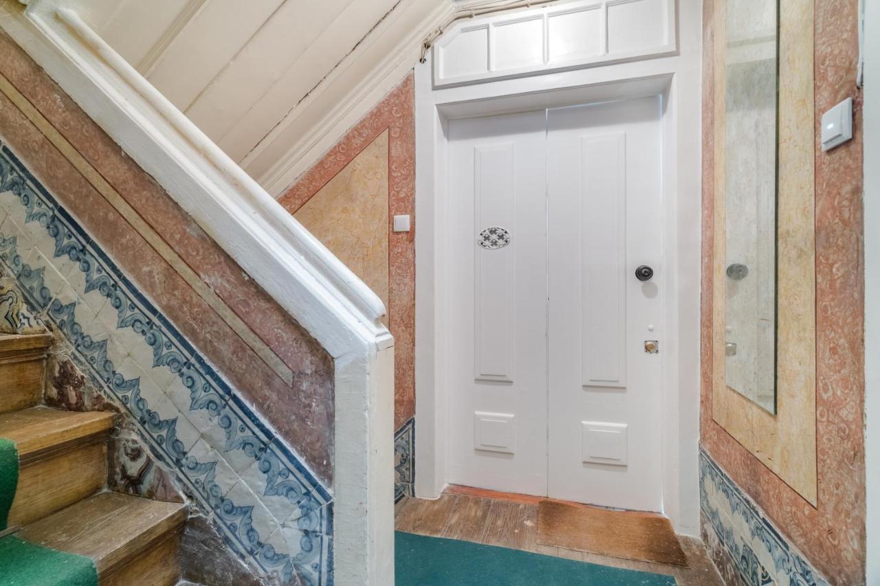 Casa Boma Lisboa - Typical And Spacious Apartment - Lapa II Bagian luar foto